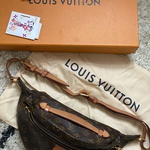 LV Bum Bag lg brown monogram